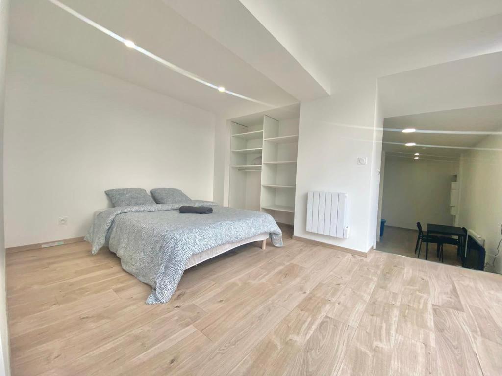 Sleep&See 8 Saint-Etienne (Loire) Exterior photo